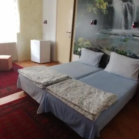 Sobe Hostel Rooms Bela Lada Milovana Vidakovica4 Novi Sad Centar
